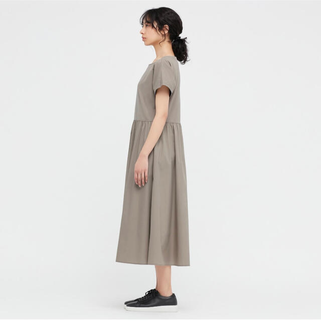 UNIQLO(ユニクロ)のユニクロ コンビネーションフレアワンピース レディースのワンピース(ロングワンピース/マキシワンピース)の商品写真