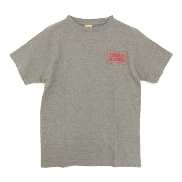 STANDARD CALIFORNIA(スタンダードカリフォルニア)のSTANDARD CALIFORNIA スタンダードカリフォルニア リミテッド 胸ロゴ Tシャツ グレー系 M【中古】 メンズのトップス(Tシャツ/カットソー(半袖/袖なし))の商品写真