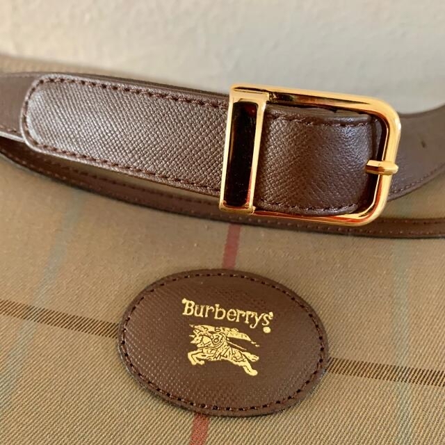 美品 バーバリー ショルダーバッグ ノバチェック 玉虫色 美品 バーバリー ショルダーバッグ ノバチェック 玉虫色