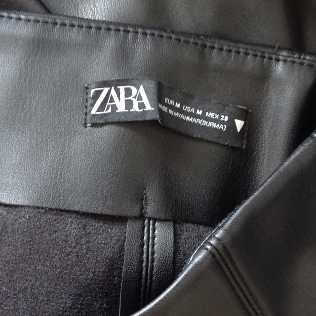 ZARA - 未使用 ZARA ザラ レザー風ミニスカート タイトスカート ZARA - 未使用 ZARA ザラ レザー風ミニスカート タイトスカート