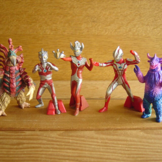 ☆Ges25TzデジタルグレードDGウルトラマン3全5種ジャンボキングBの通販 by ヒロセ's shop|ラクマ ☆Ges25TzデジタルグレードDGウルトラマン3全5種ジャンボキングBの通販 by ヒロセ's shop|ラクマ