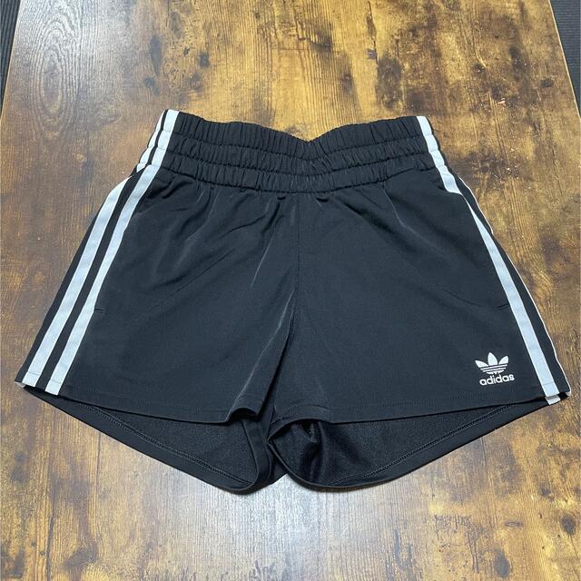 adidas(アディダス)の【ハルさま専用】adidas ハーフパンツ／短パン ⭐︎ XSサイズ スポーツ/アウトドアのトレーニング/エクササイズ(その他)の商品写真