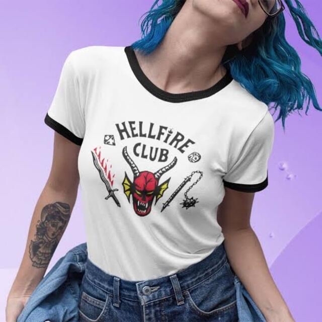 ストレンジャーシングス HELLFIRE CLUB Tシャツ XLサイズ