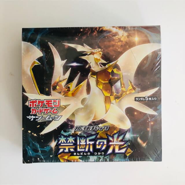 新品未開封　禁断の光　1box シュリンク付き エンタメ/ホビーのトレーディングカード(Box/デッキ/パック)の商品写真