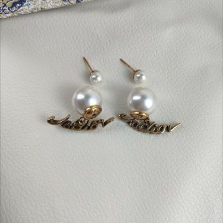 ディオール(Christian Dior) パールピアス ピアスの通販 91点 ディオール(Christian Dior) パールピアス ピアスの通販 91点