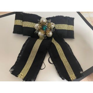 Gucci - GUCCI リボンブローチの通販|ラクマ Gucci - GUCCI リボンブローチの通販|ラクマ