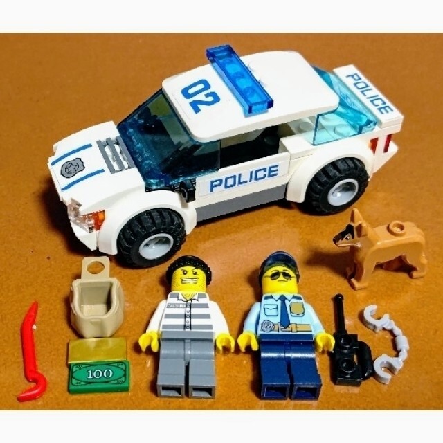 Lego(レゴ)のレゴ★シティ ポリス 警官・泥棒＆パトカー 美品 人気 エンタメ/ホビーのおもちゃ/ぬいぐるみ(その他)の商品写真