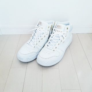 ヴァンズ(VANS)のVANS 白×金 ハイカットスニーカー 26.5㎝ ヴァンズ 新品同様 美品(スニーカー)