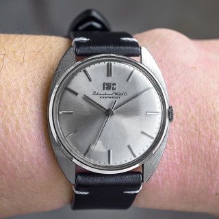 (562) OH済美品 ★ IWC 手巻き 1971年製 日差5秒 アンティーク