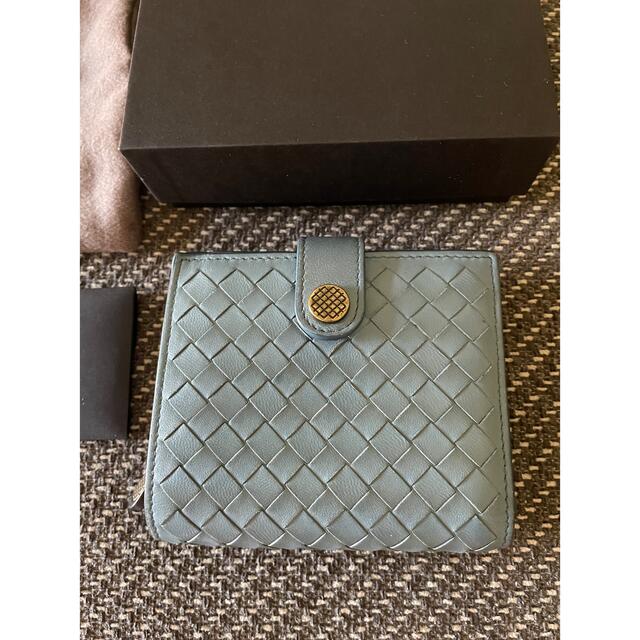 大得価100%新品 Bottega Veneta ボッテガヴェネタ 二つ折り財布 ブルー 青の通販 by ミモザの花｜ボッテガヴェネタならラクマ 