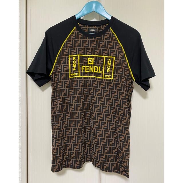 着丈67.5cm【良品】FENDI  Tシャツ　ズッカ柄　ブラック