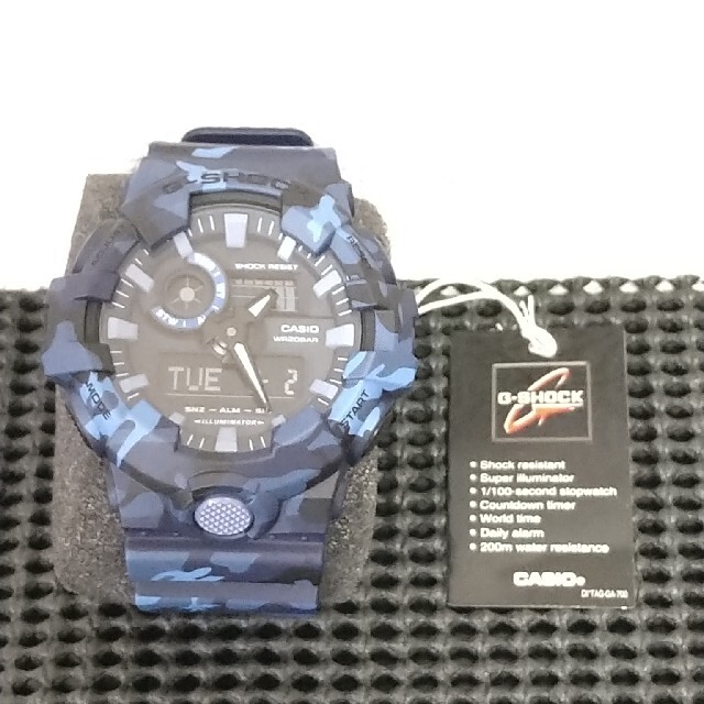 G-SHOCK(ジーショック)のCASIO　G-SHOCK　腕時計　GA-700CA-2A　メンズ　海外モデル メンズの時計(腕時計(アナログ))の商品写真