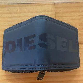 ディーゼル(DIESEL)のDIESEL❥︎メンズ二つ折り財布❥︎新品未使用品(折り財布)