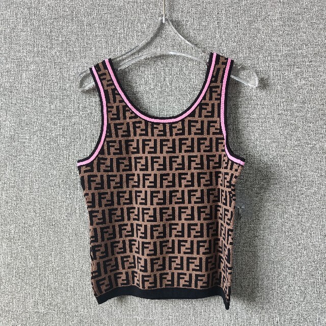 フェンディ FENDI タンクトップブラトップの通販 by レイナ's shop