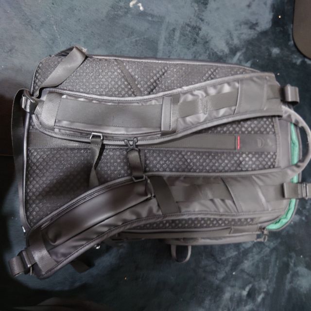 【お値下げONEMOバックパック25L +ショルダーバッグ（トワイライトブラック