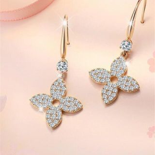 ピアス(ピアス)