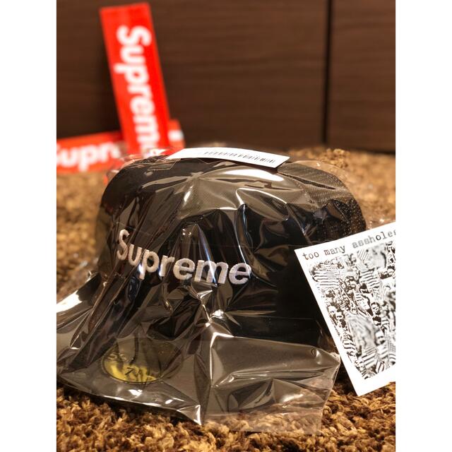 Supreme(シュプリーム)のSupreme Box Logo Mesh Back New Era 7 1/4 メンズの帽子(キャップ)の商品写真