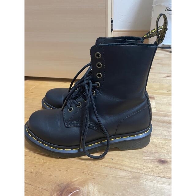 Dr.Martens(ドクターマーチン)のドクターマーチン　8ホール レディースの靴/シューズ(ブーツ)の商品写真