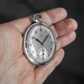 (541)稼働美品 オメガ 懐中時計 純正箱付 手巻き1937年製 アンティーク