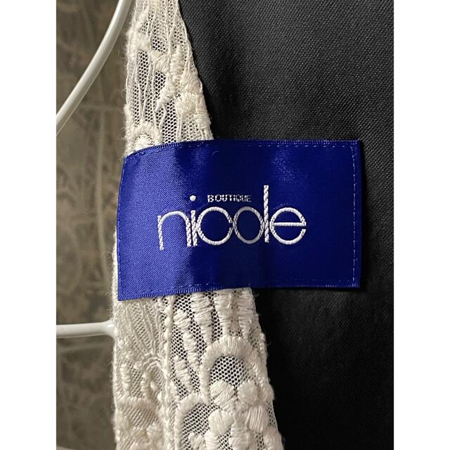 NICOLE(ニコル)の最終お値下げ　nicole   裏地レーステーラードジャケット　サイズ38 レディースのジャケット/アウター(テーラードジャケット)の商品写真