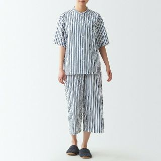 ムジルシリョウヒン(MUJI (無印良品))の無印良品 脇に縫い目のないサッカー織り半袖パジャマ／ダークネイビーストライプ／Ｌ(パジャマ)