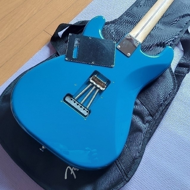 Fender(フェンダー)のFender Hybrid II Stratocaster + Xviveおまけ 楽器のギター(エレキギター)の商品写真