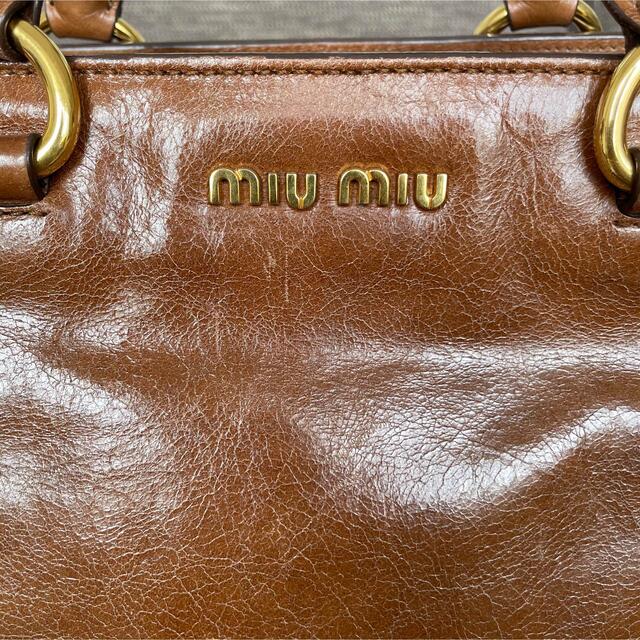 miumiu(ミュウミュウ)のひ様専用10/18まで取置　MIU MIU VITELLOバッグ　ブラウン レディースのバッグ(ハンドバッグ)の商品写真