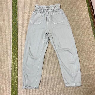 ザラ(ZARA)のZARA ライトグリーン　ハイウエストパンツ(カジュアルパンツ)