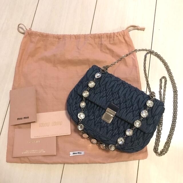 お買得!】 miumiu - デニム ショルダーバッグ 美品☆miumiu
