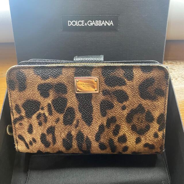 DOLCE&GABBANA(ドルチェアンドガッバーナ)のドルガバ　二つ折り財布 レディースのファッション小物(財布)の商品写真