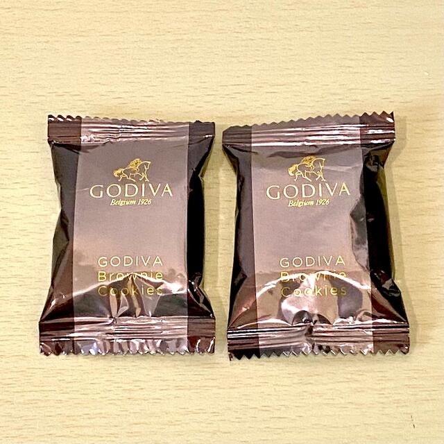 お試し5個★GODIVAブラウニークッキー 濃厚チョコレート味 激安 食品/飲料/酒の食品(菓子/デザート)の商品写真