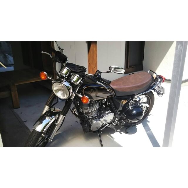 ヤマハ SR400 最終値下げ （SR400 500タンク 初期タンクデザイン