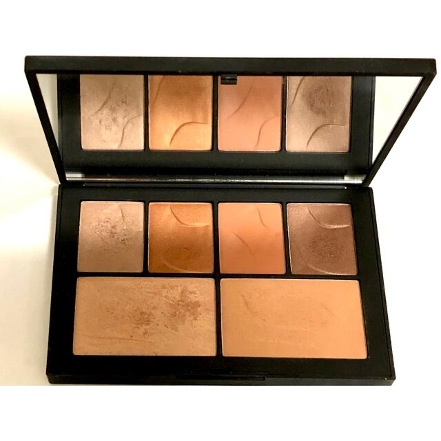 NARS(ナーズ)の美品【NARS】限定パレット★ サマーライツ フェースパレット コスメ/美容のベースメイク/化粧品(アイシャドウ)の商品写真