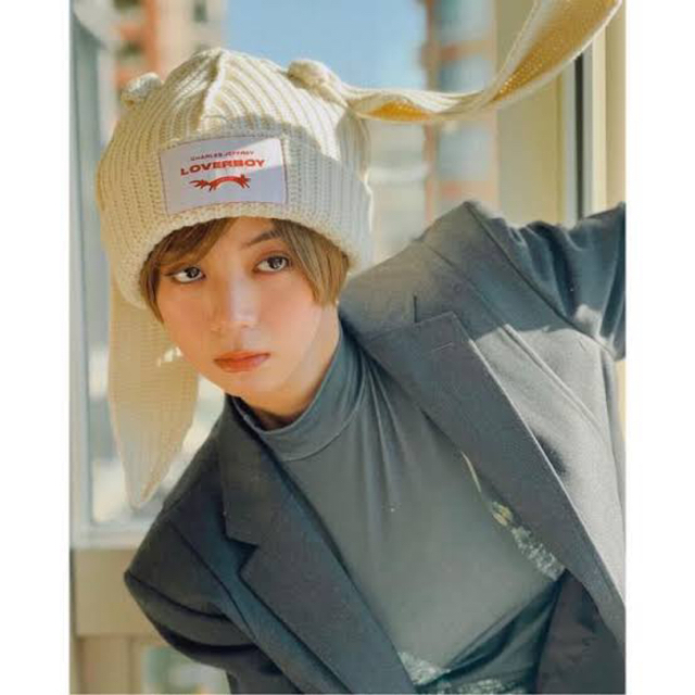 CHARLES JEFFREY LOVERBOY 猫耳ニット帽 J-HOPE着用 - ニットキャップ CHARLES JEFFREY LOVERBOY 猫耳ニット帽 J-HOPE着用 - ニットキャップ