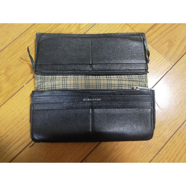 BURBERRY(バーバリー)の【売り尽くし】Burberry　バーバリー　長財布　黒　訳アリ　お得　激安 メンズのファッション小物(長財布)の商品写真