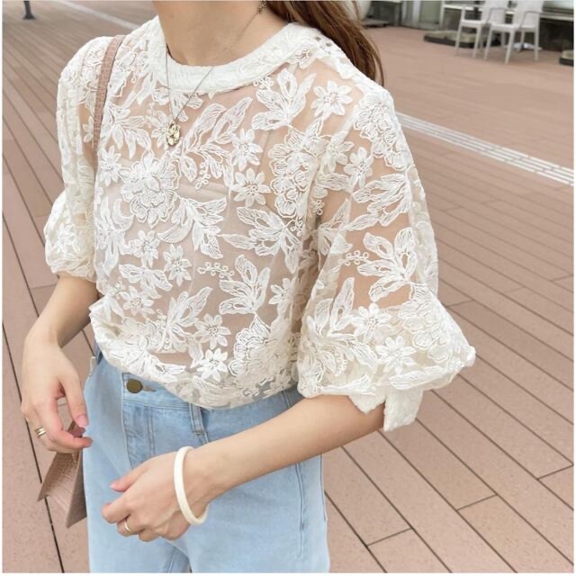 ZARA - ノーブランド 2way 花柄レース ブラウス LLサイズの通販 ZARA - ノーブランド 2way 花柄レース ブラウス LLサイズの通販