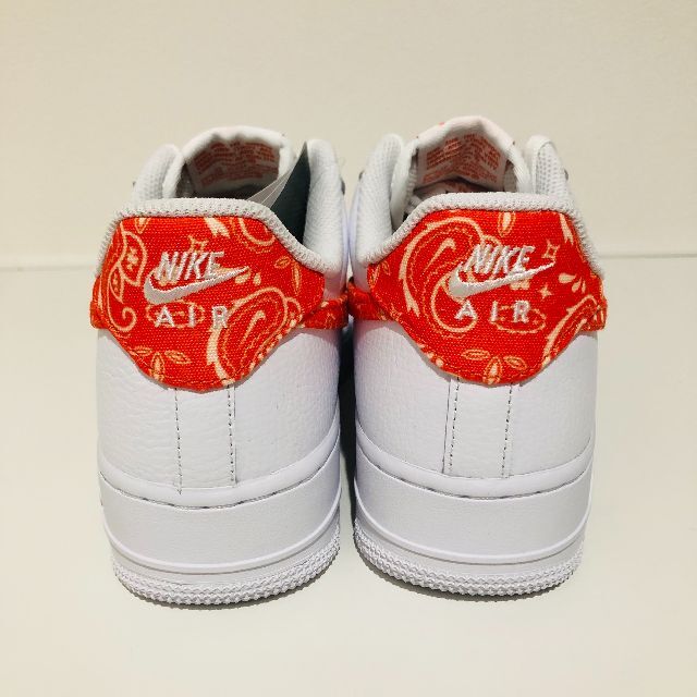 NIKE(ナイキ)のNIKE WMNS Air Force 1 Low '07 Essential レディースの靴/シューズ(スニーカー)の商品写真