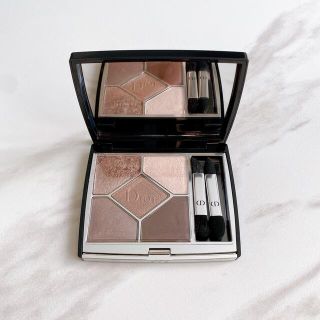 Dior - ディオール サンク クルール クチュール アイシャドウ 669ソフトカシミヤの通販｜ラクマ