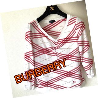 バーバリー(BURBERRY)のバーバリーロンドン✨白地に赤に刺繍マーク入り✨カットソー♪(カットソー(長袖/七分))