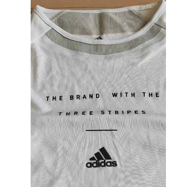 adidas(アディダス)のトレーニングTシャツ レディースのトップス(Tシャツ(半袖/袖なし))の商品写真