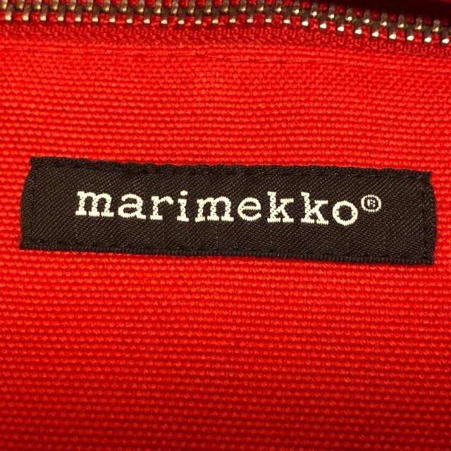 marimekko(マリメッコ)のマリメッコ ショルダーバッグ - レッド レディースのバッグ(ショルダーバッグ)の商品写真