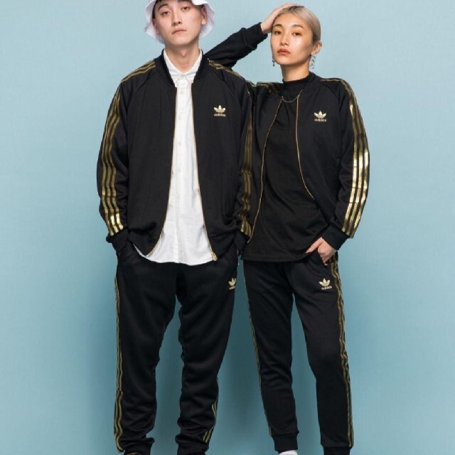 adidas - アディダス 黒×金 スーパースター ジャージ adidas adidas - アディダス 黒×金 スーパースター ジャージ adidas