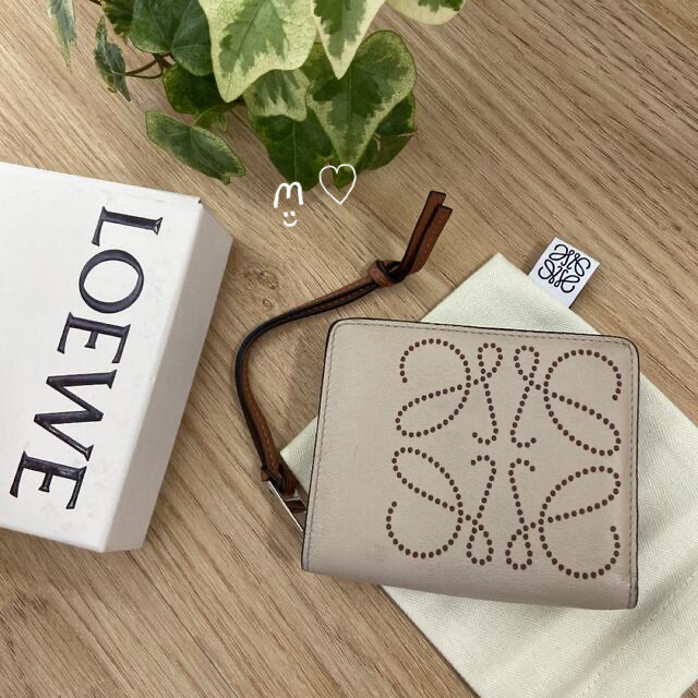 LOEWE - LOEWE ロエベ アナグラム コンパクトジップウォレット 2つ折り