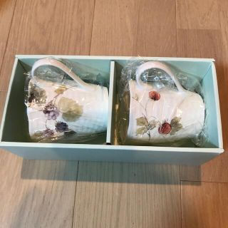 ナルミ(NARUMI)のNARUMI Bone China マグカップ(グラス/カップ)