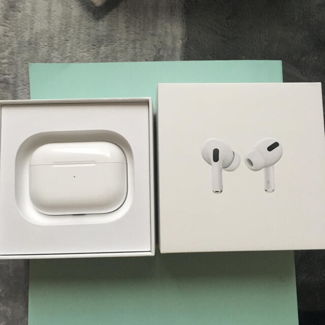 Apple(アップル)のair pods pro 使用少ない  airpods 正規品 スマホ/家電/カメラのオーディオ機器(ヘッドフォン/イヤフォン)の商品写真