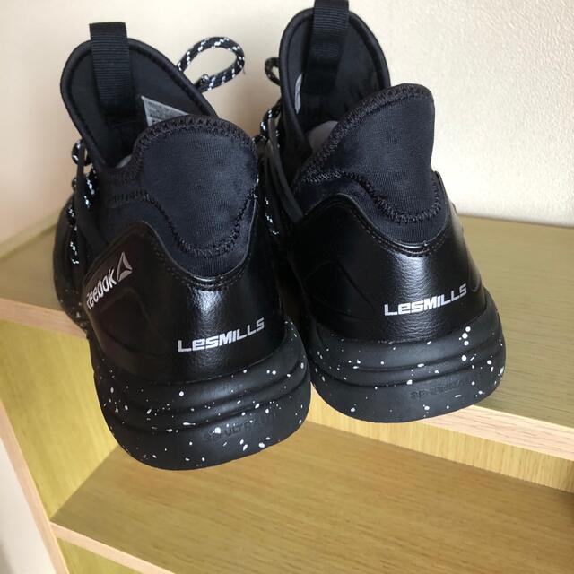 Reebok(リーボック)のReebok LESMILLS 黒メッシュスニーカー　26.5cm メンズの靴/シューズ(スニーカー)の商品写真