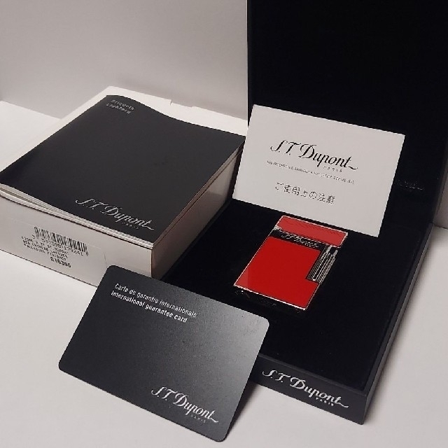 大人も着やすいシンプルファッション S.T. Dupont デュポンライター