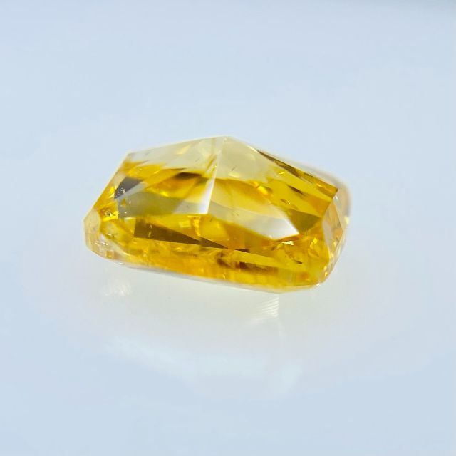 FANCY VIVID YELLOW ORANGE 0.50ct CU レディースのアクセサリー(その他)の商品写真