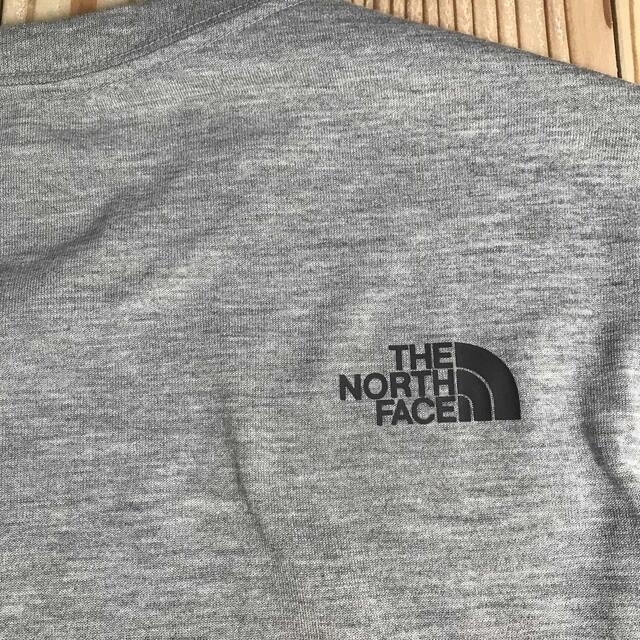 THE NORTH FACE(ザノースフェイス)の【レア】ザ・ノースフェイス メンズショートスリーブビューポイントティー メンズのトップス(Tシャツ/カットソー(半袖/袖なし))の商品写真