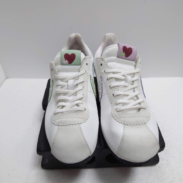 NIKE(ナイキ)の25.5cm【NIKE CLASSIC CORTEZ】Nコルテッツ バレンタイン レディースの靴/シューズ(スニーカー)の商品写真
